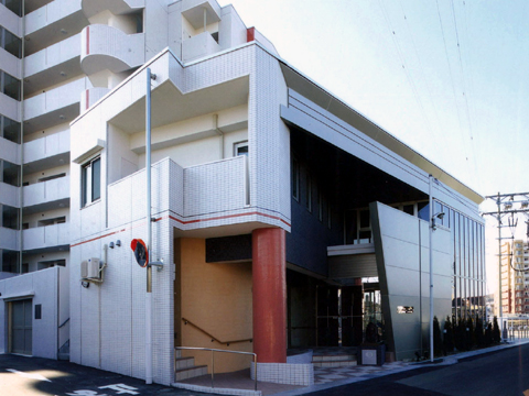 その他共用部　エントランス棟外観