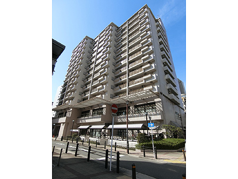 現地外観写真　あべのポンテ外観縦