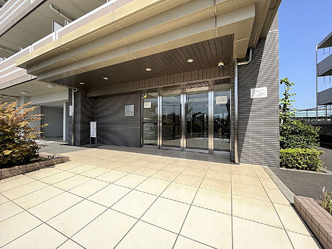 エントランス　マンション入口