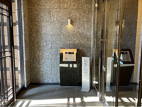 エントランス　風除室