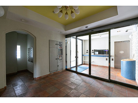 エントランス　共用部エントランス