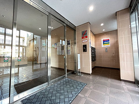 エントランス エントランス