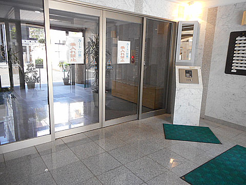 その他共用部 オートロック付マンションです