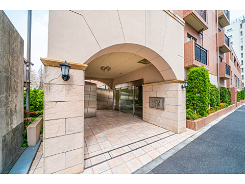 エントランス 外観