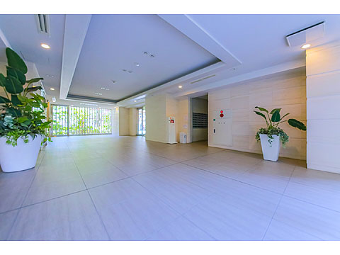 ロビー　エントランス