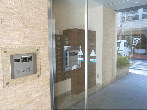 エントランス　オートロック部
