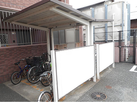 その他共用部　駐輪スペース有ります