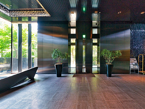 エントランス　エントランスロビー