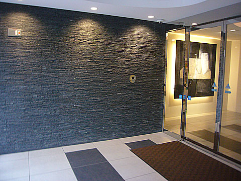 エントランス　エントランスホール