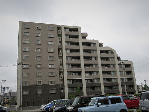 現地外観写真　建物外観（３）