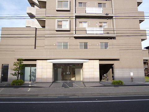 現地外観写真 正面玄関