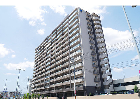 現地外観写真 生活利便施設の多い場所に立地しています