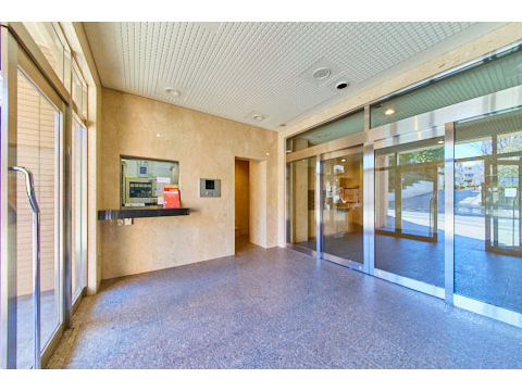 エントランス エントランス