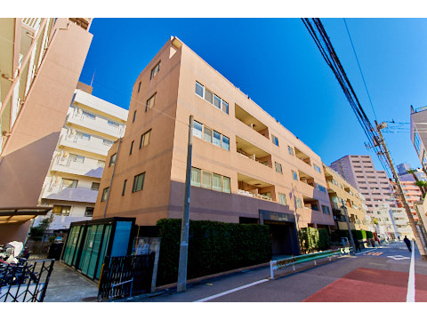 現地外観写真　現地外観　2000年1月築