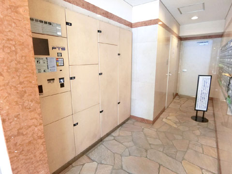 エントランス　宅配ボックス