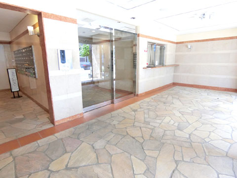 エントランス　風除室