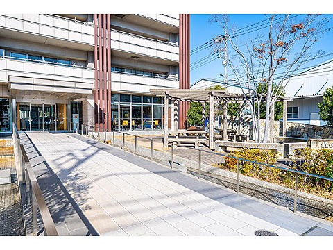 エントランス 南側エントランスぼかし