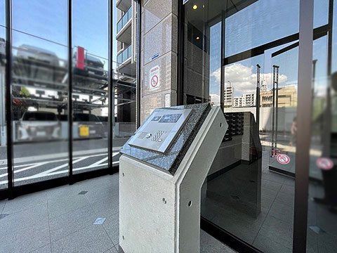 エントランス　エントランス2