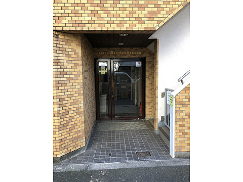 エントランス　エントランス