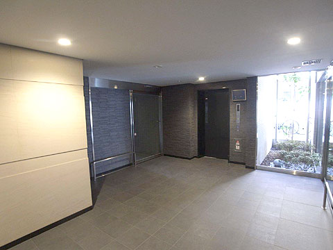 ロビー　エントランス中 (1)