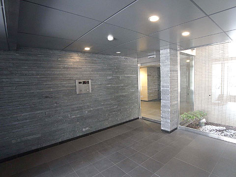 ロビー　エントランス中 (3)