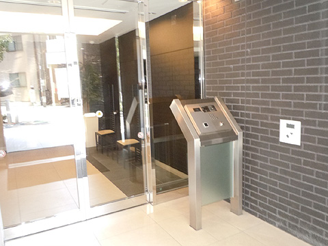 エントランス　エントランス