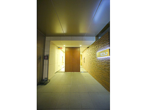 エントランス　所有感やくつろぎを感じる、優雅なエントランス。