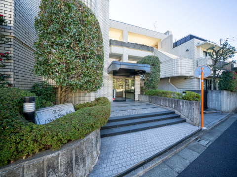 駐車場 駐車場入口