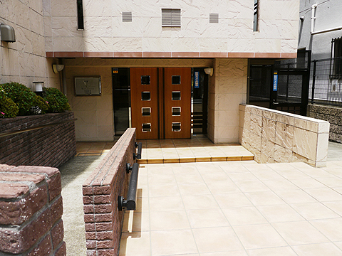 その他共用部 エントランス2