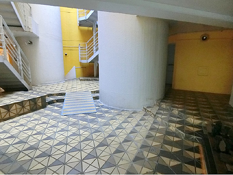 ロビー　CIMG1695