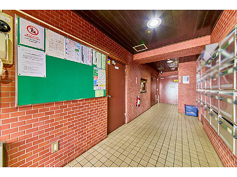 エントランス エントランス内