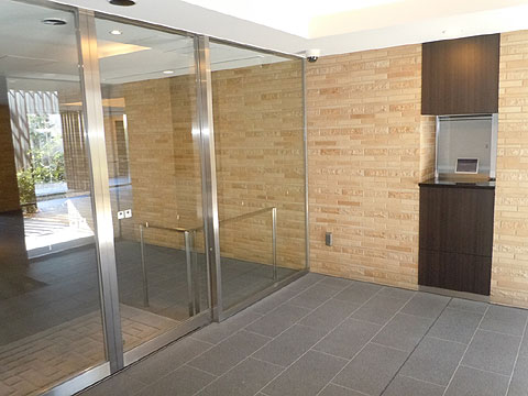 エントランス　エントランス