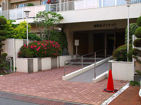 その他共用部 エントランス1