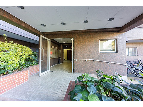 エントランス 221227_004