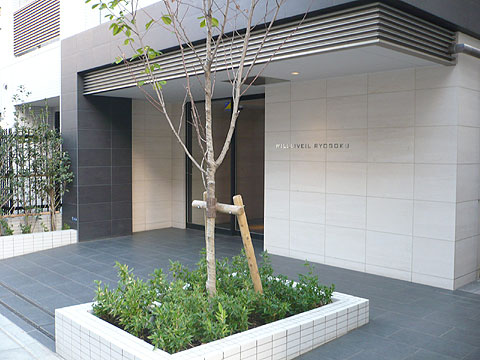 エントランス　エントランス