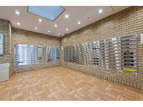 ロビー　メールボックス