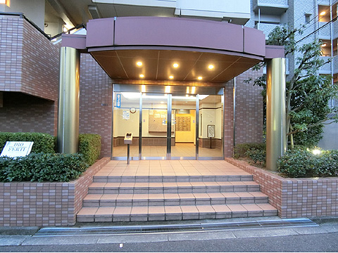 エントランス　共用玄関