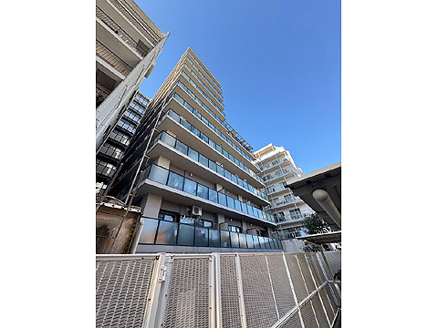 現地外観写真　外観（東側） 