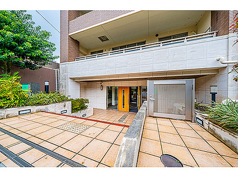 エントランス　エントランス