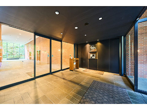 エントランス　風除室