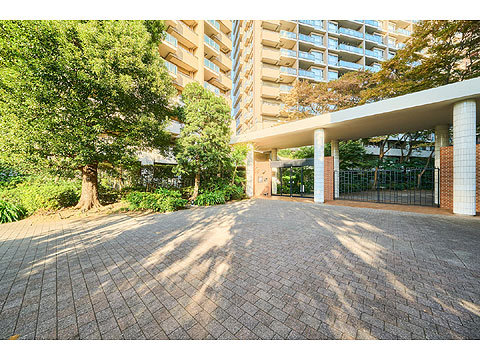 エントランス　ウエストゲート