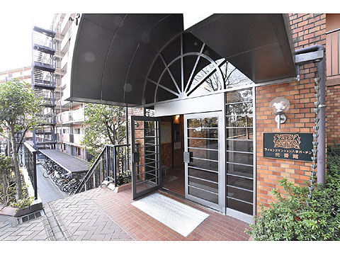 エントランス 弐番館