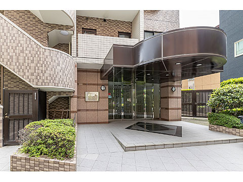 エントランス 5B7A9401