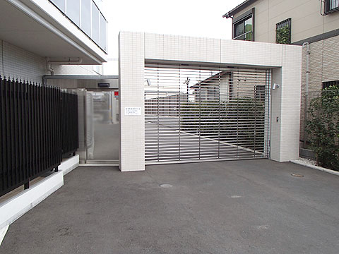 駐車場　シャッターゲート