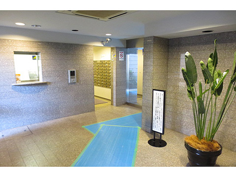 ロビー エントランス内部(オートロック)