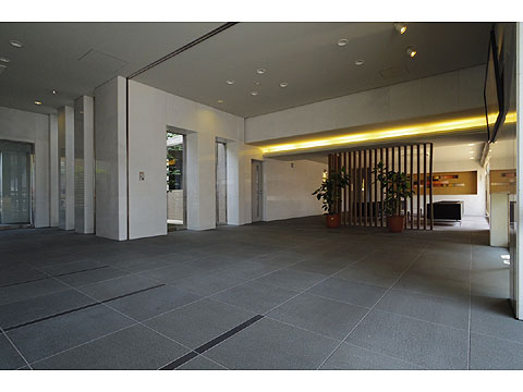 エントランス　エントランス（オートロック）