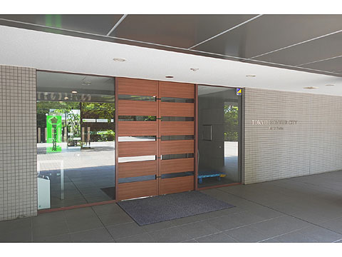 エントランス 【エントランス2】