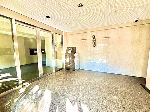 エントランス　エントランスロビー