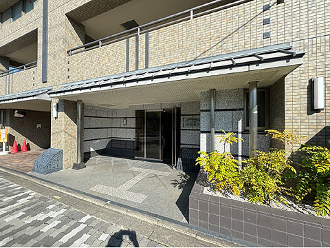 エントランス　IMG_2720