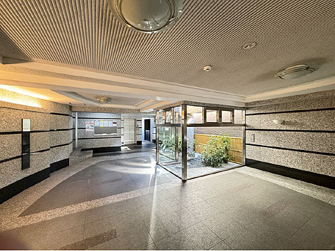 ロビー　IMG_2772